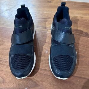 Puma Black Athletic Shoes